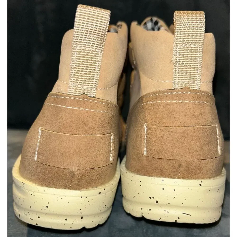 High top / boot suede slip on shoe size 40